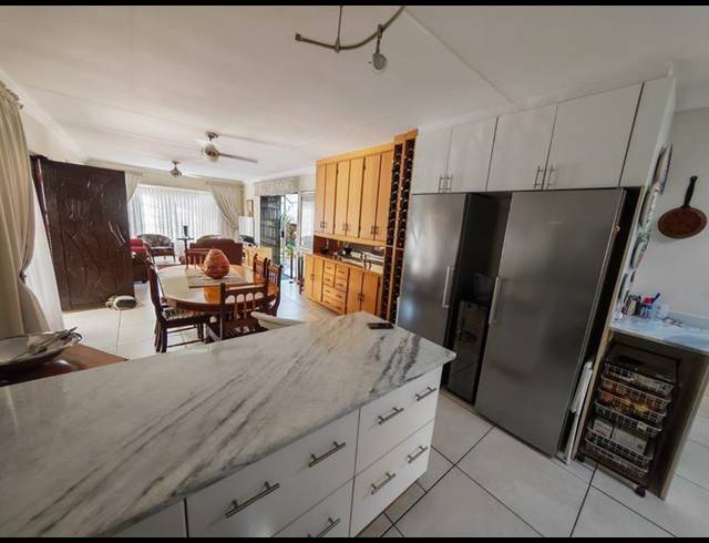 3 BEDROOM TOWNHOUSE FOR SALE IN VANDERBIJLPARK SE 3